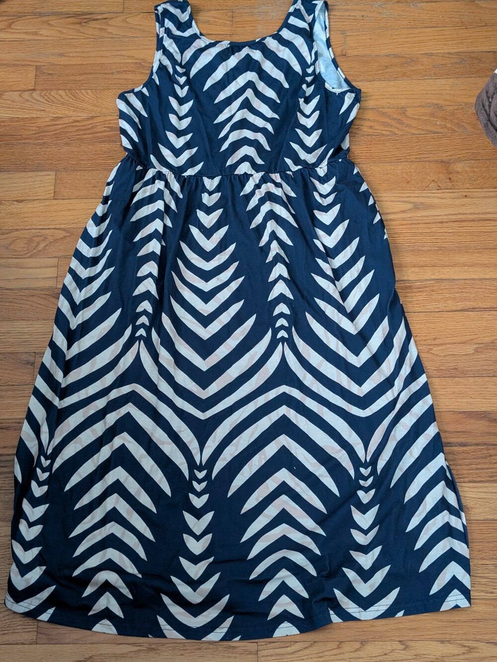 Women's Sleeveless Patterned Maxi Dress!!